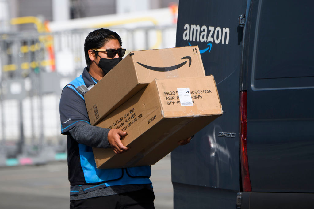 亚马逊超越UPS和FedEx,成为美国最大的物流巨头