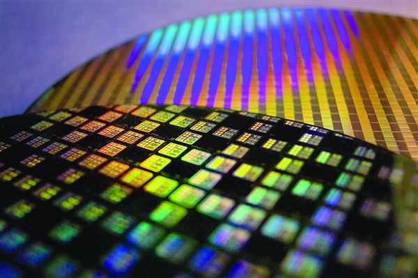 苹果是否放弃自主研发5G基带?揭秘其背后曲折原因!