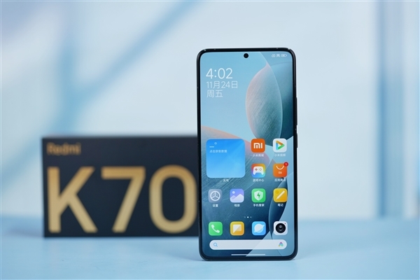 红米K70系列:TCL华星独家提供2K高端屏,呈现震撼视觉效果