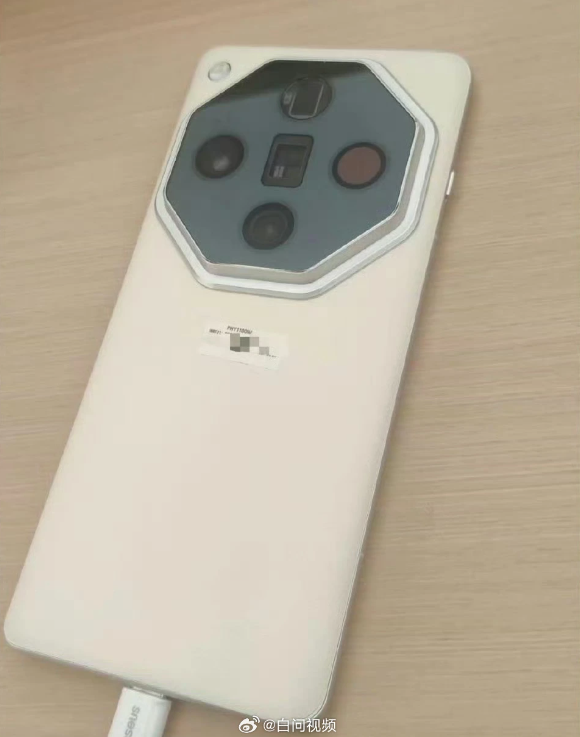 OPPO Find X7 Pro 工程机曝光,八边形相机模组引发热议