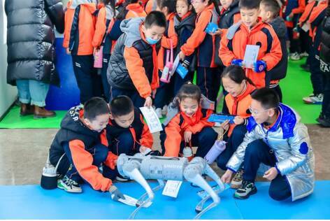 “2023年淄博公司迎来AI星球之旅的科普大篷车”