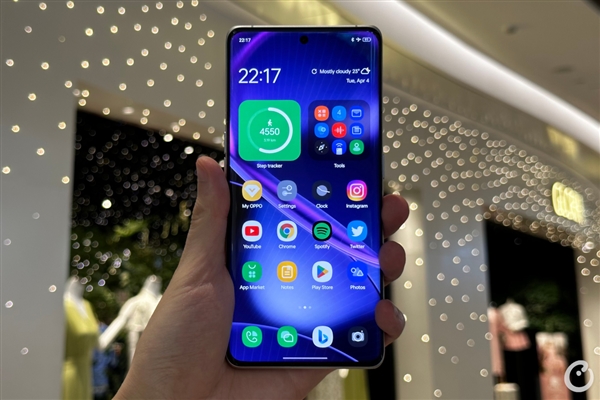 OPPO Find X7系列创新升级:推出Ultra和卫通版本,首次搭载双潜望镜头