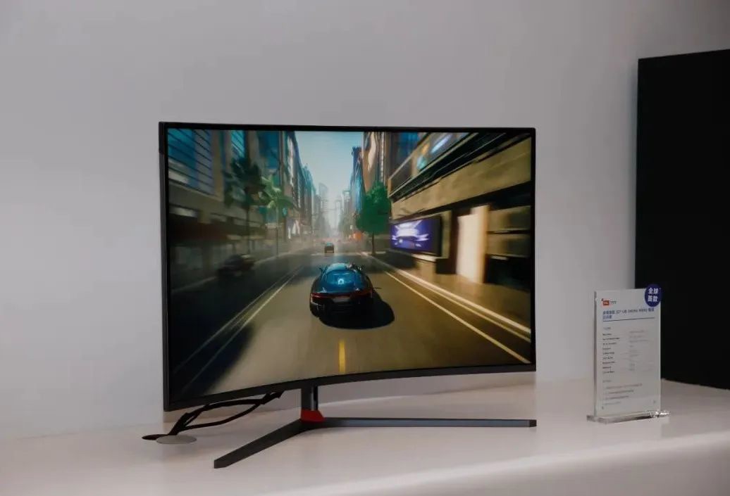 业内首家,TCL 华星成功研发 ΔE 屏幕色准提升技术