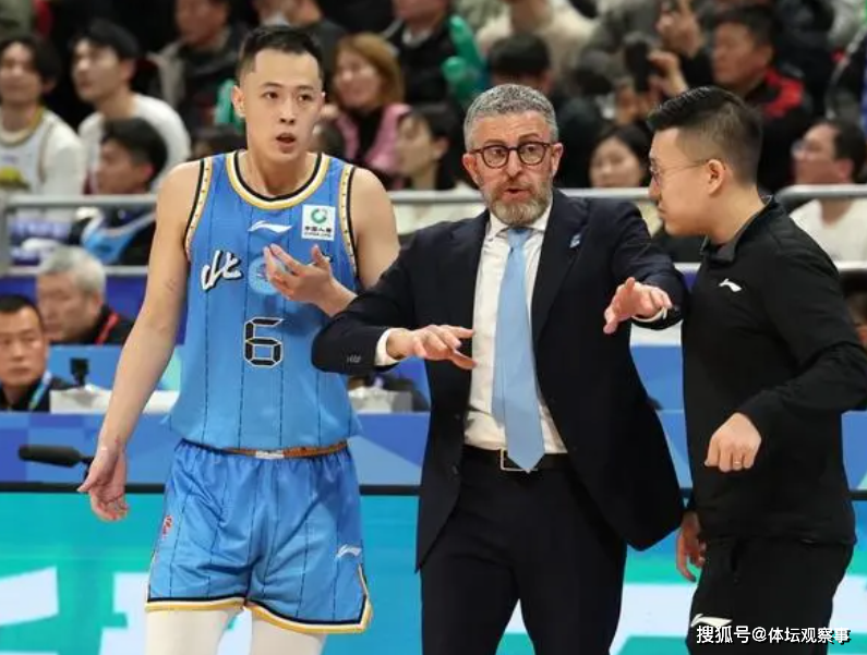 广州男篮引路,首钢崛起,内线魔兽归来,25+11为王,衷心祝福
