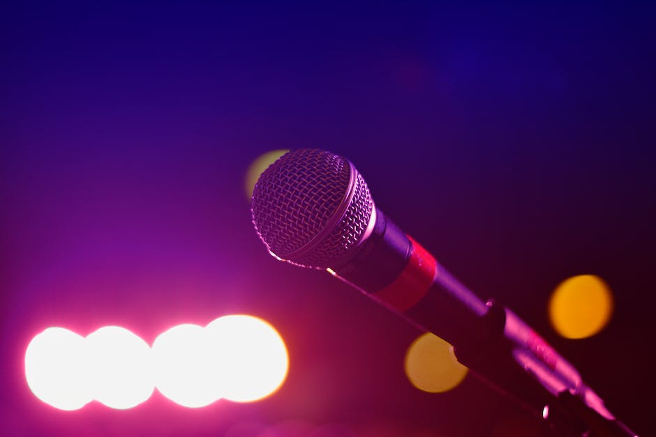 欧盟拟大刀阔斧改革音乐流媒体行业:扶持小艺术家,杜绝算法偏见
