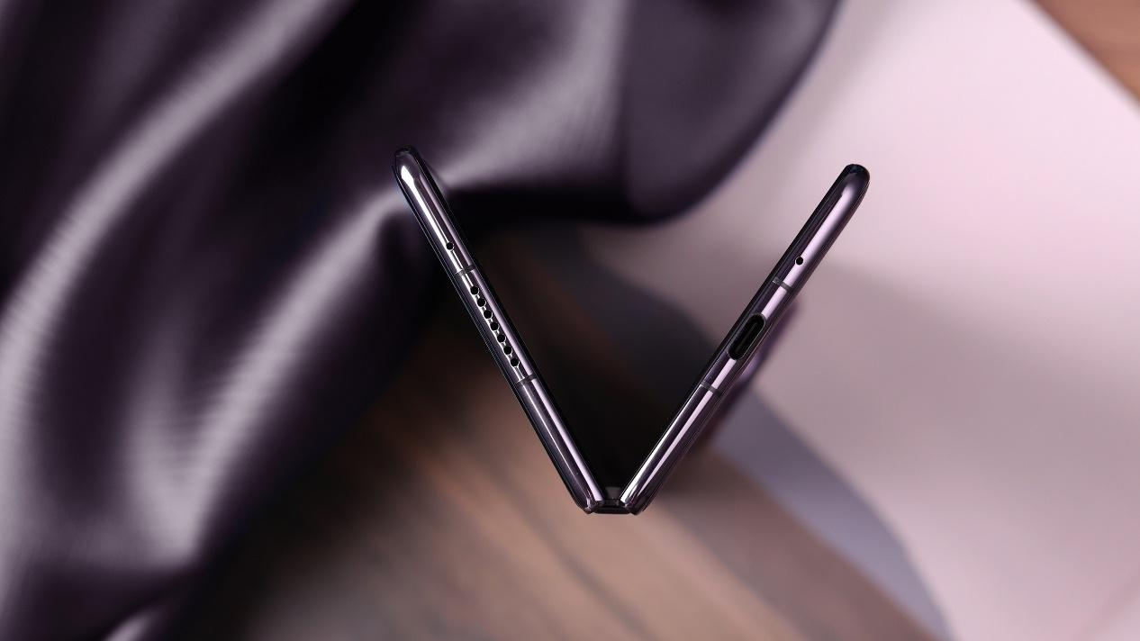 高端用户为何纷纷选择华为 Mate X5?这就是答案