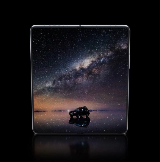 三星Galaxy Z Fold6提前至7月亮相:更薄更轻更耐用