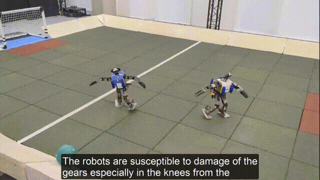 Science Robotics封面！DeepMind强化学习打造超一流机器人球员