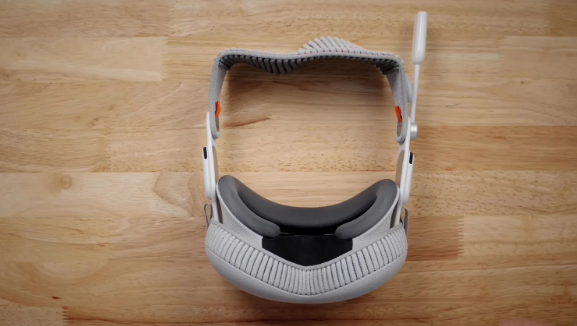 苹果visionOS 1.1更新:Apple Vision Pro头显迎来WebXR自然交互体验
