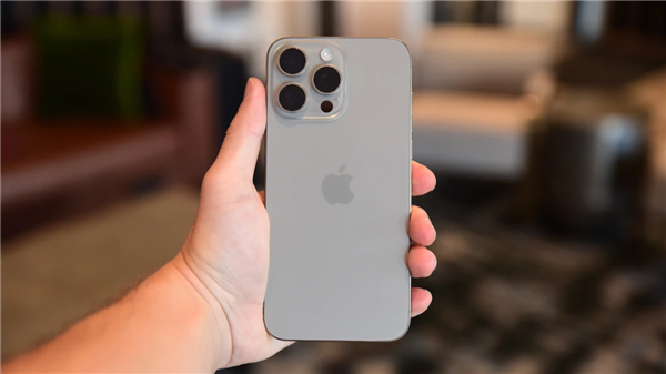 苹果iOS 17.5即将登场,网页侧载功能仅限欧盟iPhone用户