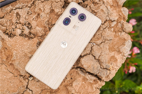 联想即将发布AI新品:moto X50 Ultra搭载“联想小天”智能体