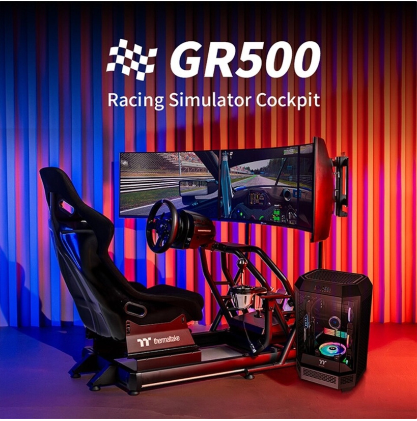 曜越发布GR500赛车模拟驾驶舱:三屏显示与炫酷RGB底座