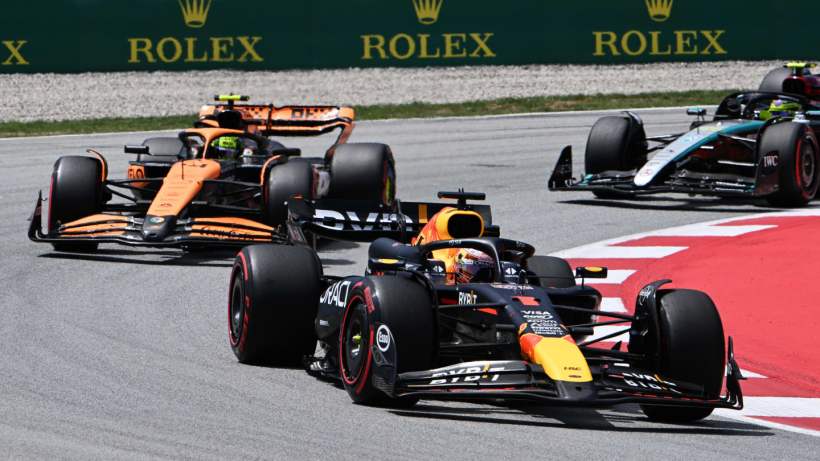 F1 计划与亚马逊联合推出人工智能“Statbot”数据机器人，提供个性化观赛体验