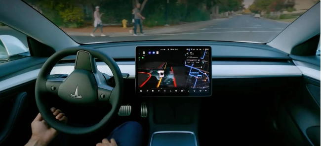特斯拉 Autopilot 安全数据报告失踪,原因扑朔迷离