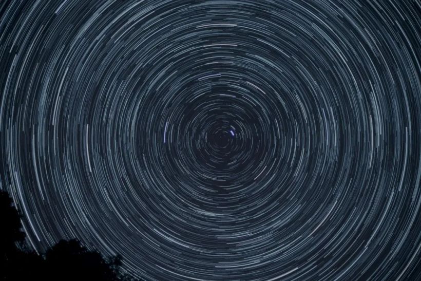 夏天夜晚拍不到银河,可以试试拍摄这几个星空主题