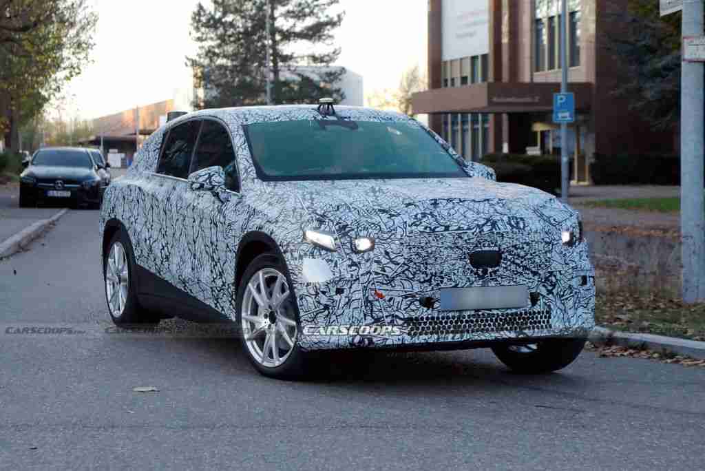 2027 款梅赛德斯 GLC 电动轿跑 SUV 路测照曝光:全新前脸设计