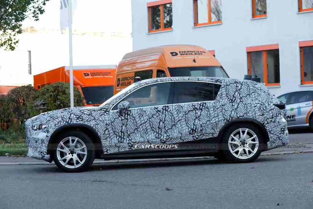 2027 款梅赛德斯 GLC 电动轿跑 SUV 路测照曝光:全新前脸设计