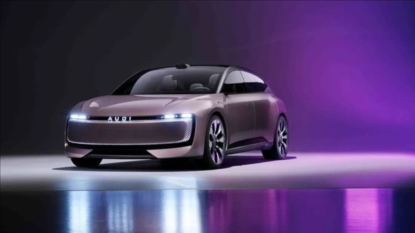 奥迪AUDI E量产版首批路试谍照曝光:1:1还原概念车