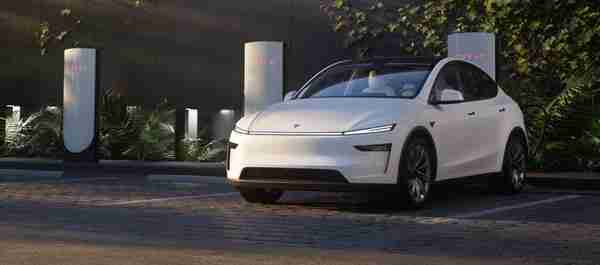 国产SUV“围剿Model Y” 最新进展 智界R7是“真杀手”