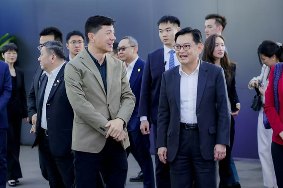 “这就是未来！”新加坡副总理王瑞杰试乘并点赞萝卜快跑