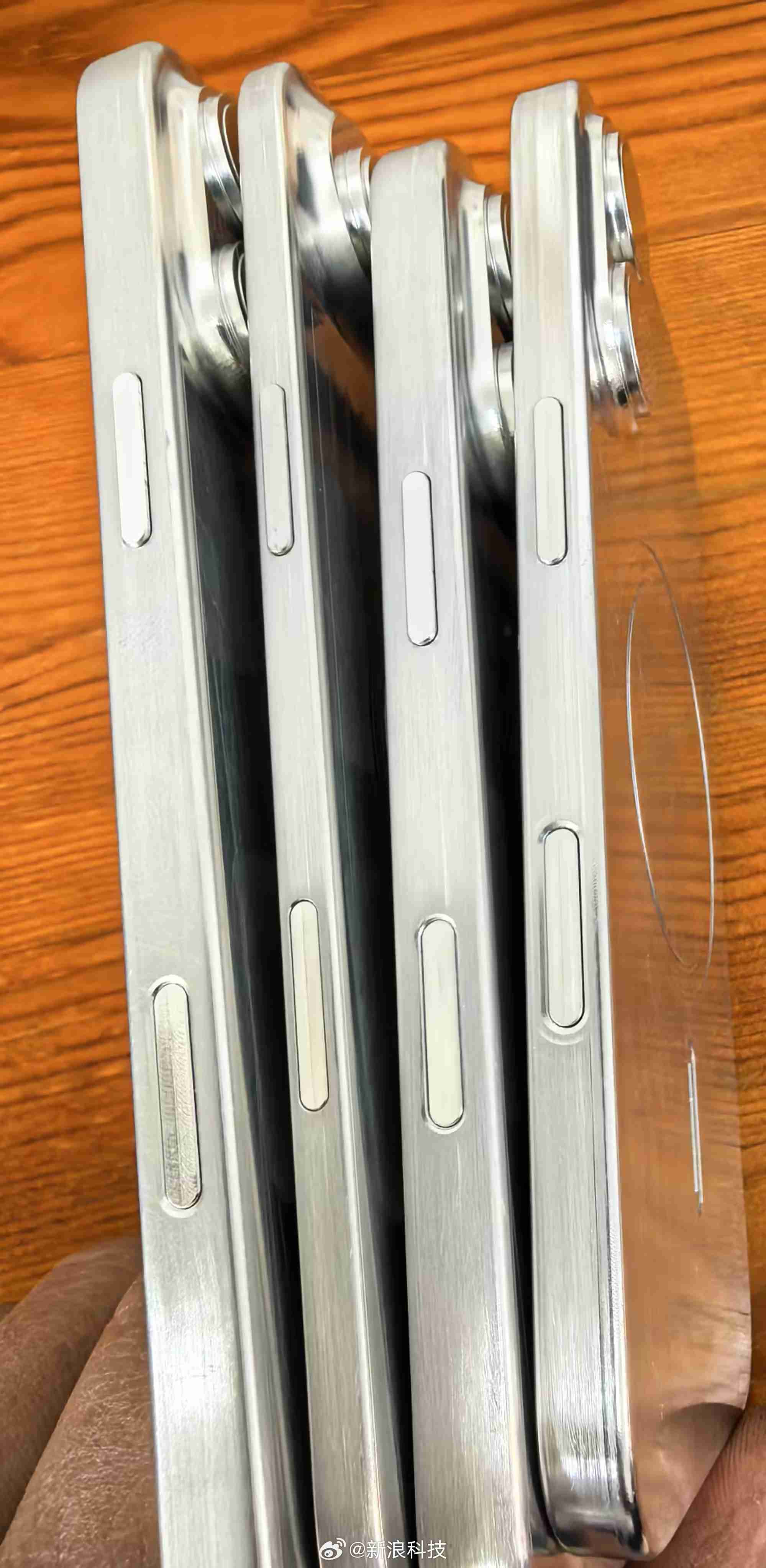iPhone全系模型机曝光！Air机型超纤薄 全系支持MagSafe