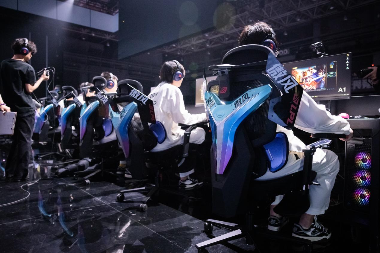 傲风G7用五大科技重塑电竞椅新标准!