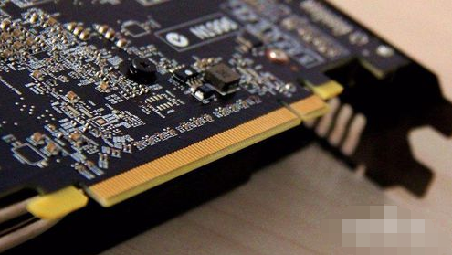 Win10开机显示器无信号?手把手教你快速排障!