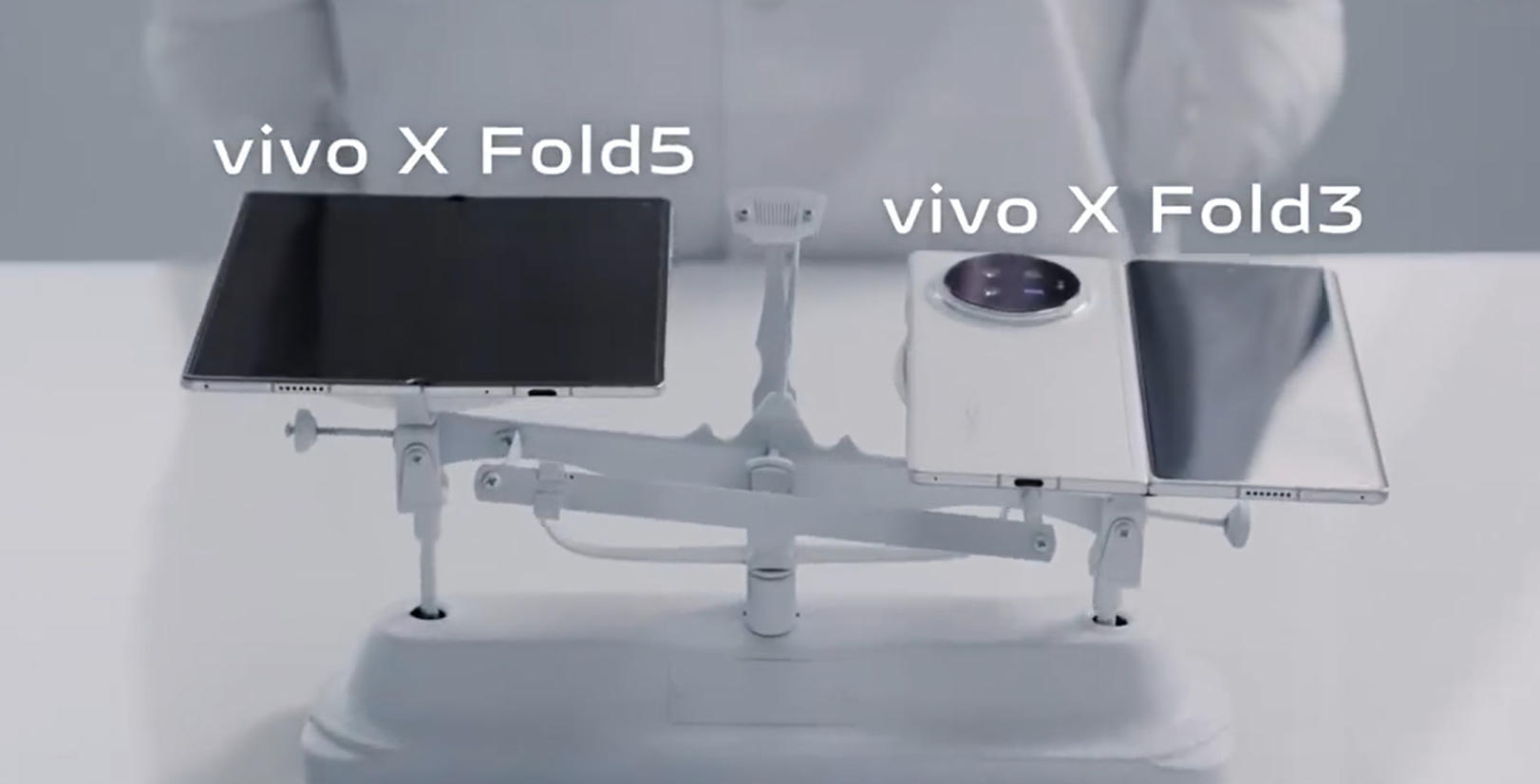 vivoXFold5真机曝光:史上最轻折叠屏旗舰来袭