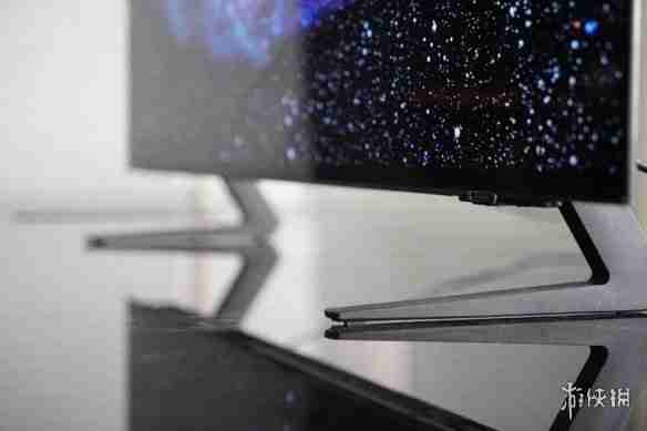 三星42英寸OLED S90F评测：超强音画 竞享丝滑 游戏电视的新选择