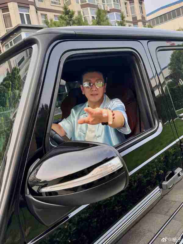 百万豪车不如20万国产车？车评人与影视大亨隔空论战