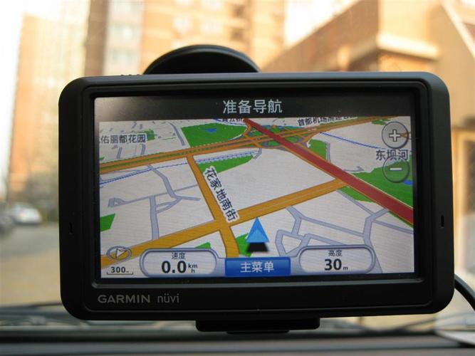 Petalvs高德地图，卫星定位实测对比