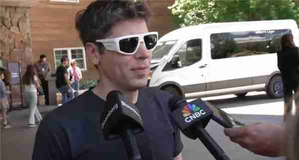 智能穿戴产业革命席卷而来  Meta/微美全息先行优势凸显推动万亿市场变革