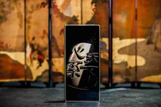 匠心相承 远见新生 心系天下三星W26震撼登场