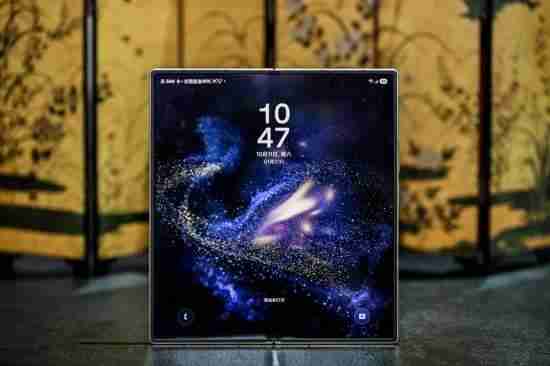 匠心相承 远见新生 心系天下三星W26震撼登场