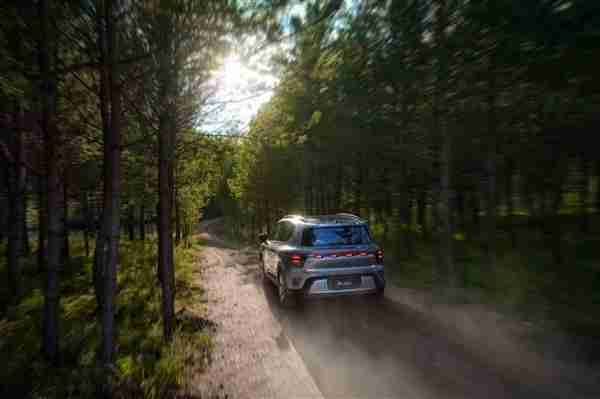 尺寸超奔驰GLB!smart精灵#5 EHD上市:使用吉利雷神混动