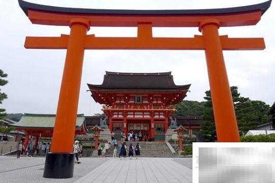 千鸟居与普通鸟居有何不同？