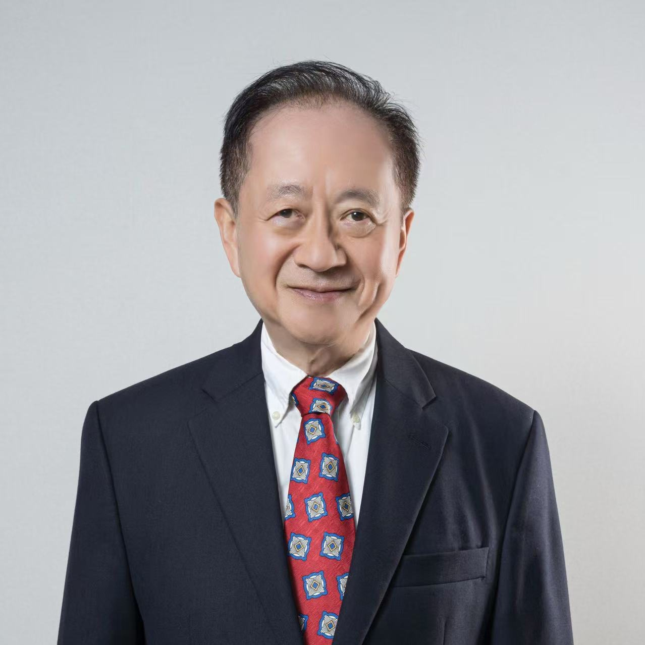 蒋尚义：摩尔定律放缓，芯粒破解AI芯片成本