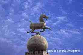 如何通过支付领取宝马踏飞燕皮肤