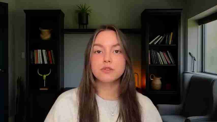 AI驱动YouTube横幅设计：Venngage快速指南