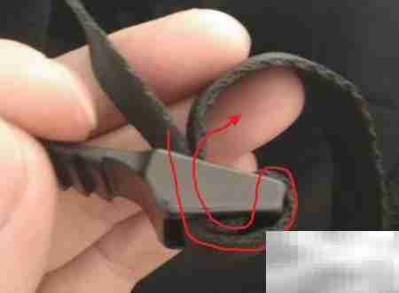 电动车头盔日字扣系法图解