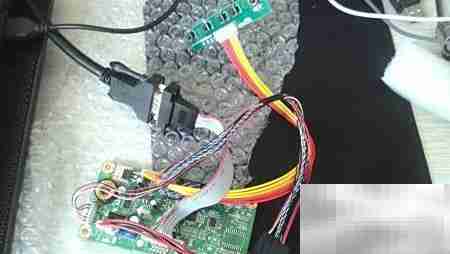 笔记本转VGA输出方法