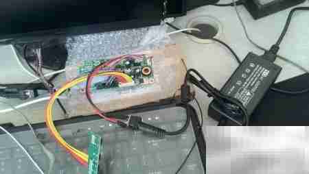 笔记本转VGA输出方法