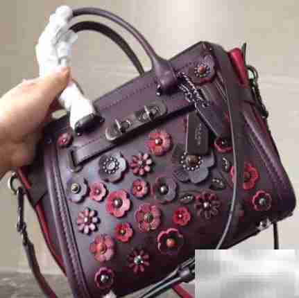 Coach包包保养小技巧