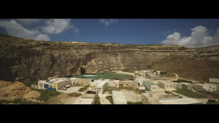 悬崖跳水与海底探险全攻略