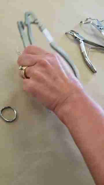 牙科手术器械识别指南：提升诊疗效率与准确性