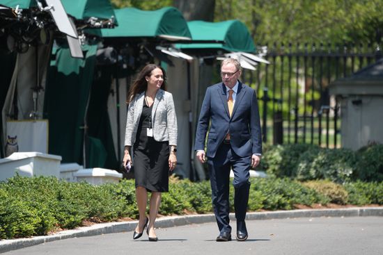 特朗普顾问执掌英特尔政府事务，国企化加速推进