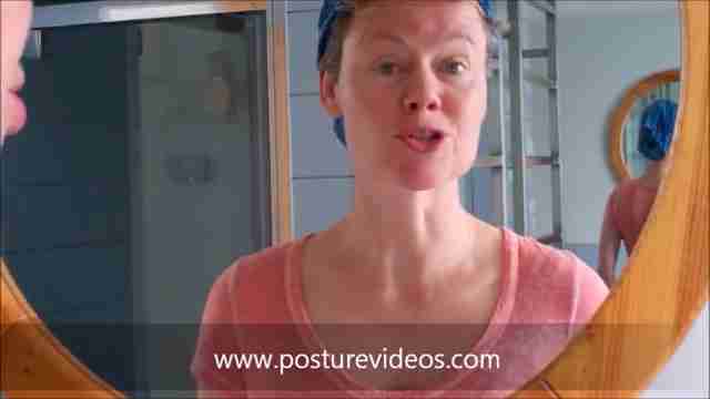 姿势评估:如何进行头部和颈部对称性测试?