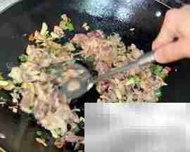 猪肉炒狗儿豆做法详解