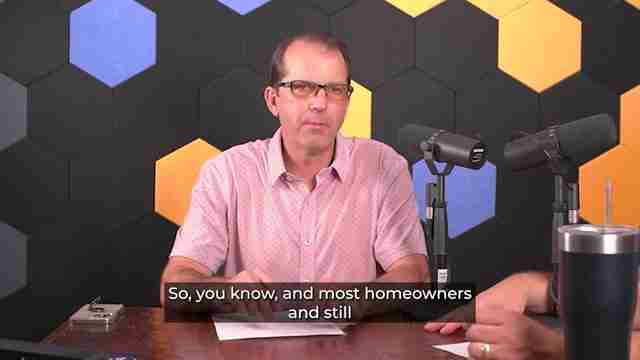 AI时代屋顶公司营销策略：ChatGPT与Gemini深度解析