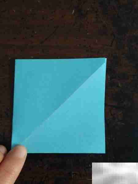 鸿鹄展翅窗花剪法教程